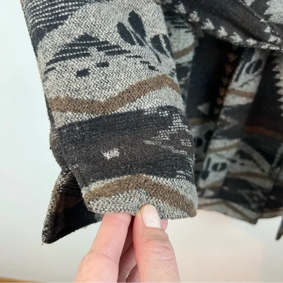 Coldwater Creek Southwestern Wool Blanket Wrap Coat Western Equestrian Aztec M - Picture 6 of 12